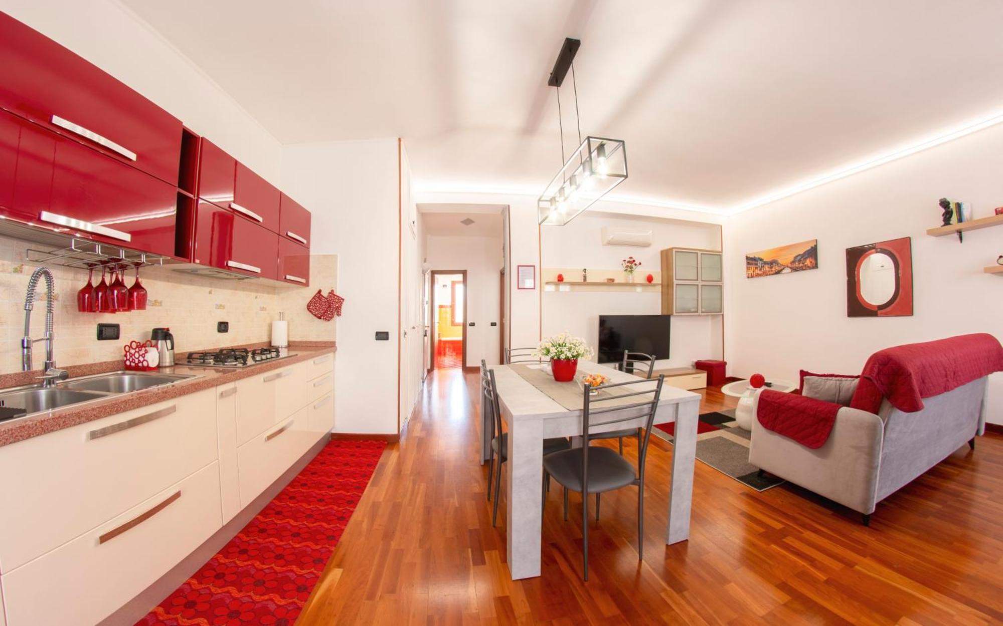 Cozy Design House - 15 Minutes From Navigli-humanitas Apartment *