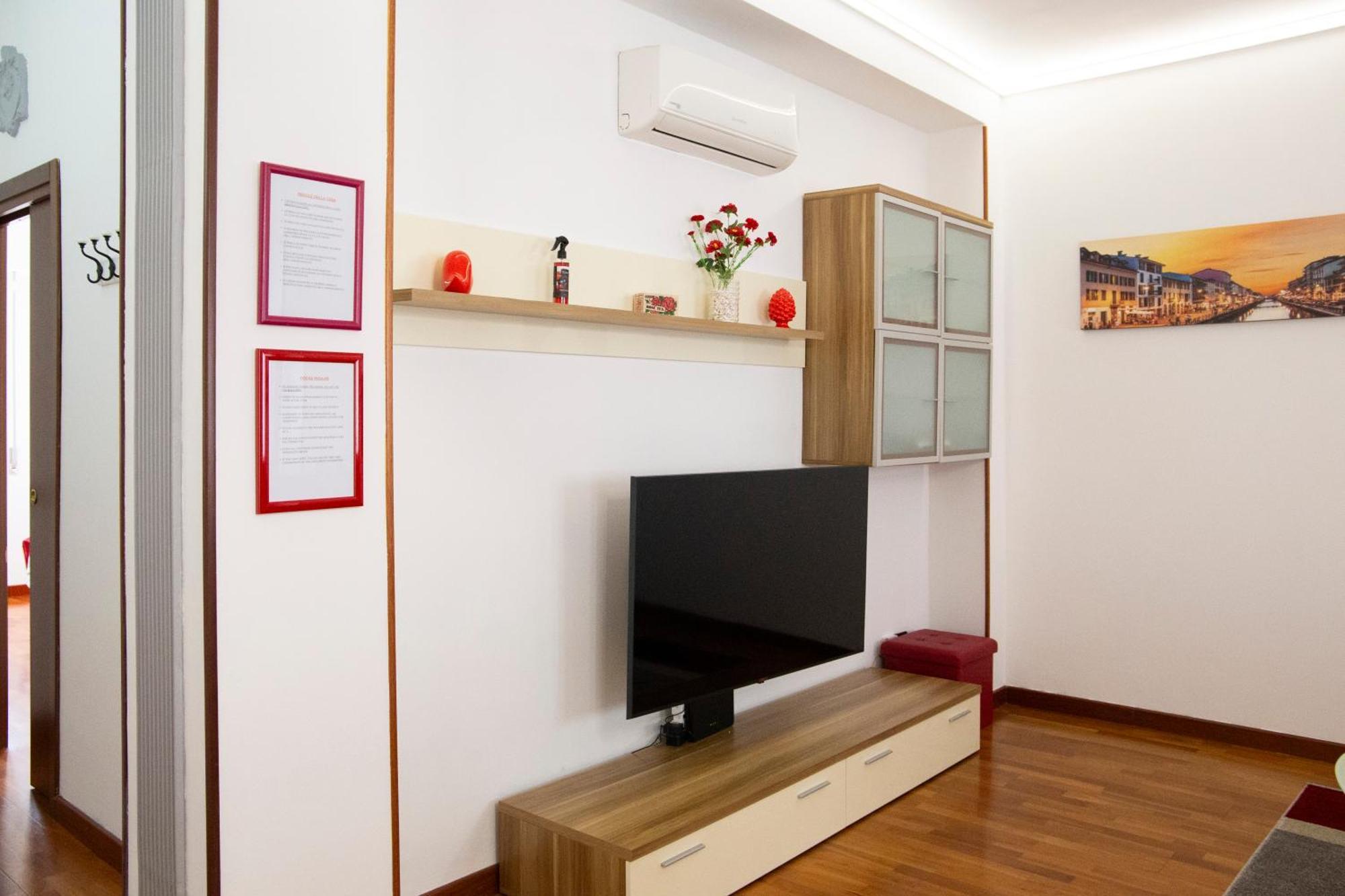 Cozy Design House - 15 Minutes From Navigli-humanitas * Milan