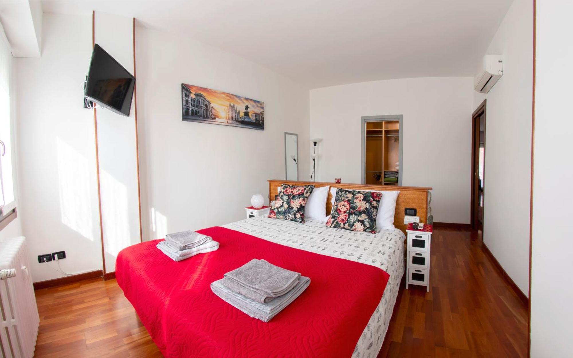 Cozy Design House - 15 Minutes From Navigli-humanitas Appartement